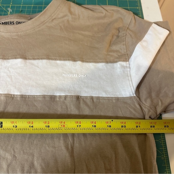 Members Only Colorblock Tan and White Stripe T-Shirt Men’s Size XL - Picture 7 of 8